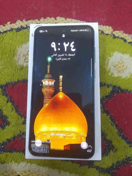 جهاز سامسونك كلكسي A55 5G 
مستخدم قليل 
ذاكرة 256 كيكا 
الذاكرة العشوائية 8 كيكا 
سعة البطارية 5000 ملي امبير 
الشاشة 120 فريم 
سعر الجهاز 325 الف بي مجال بسيط حك جية 
رقم الهاتف *********** 
مكاني بغداد العبيدي بغداد
