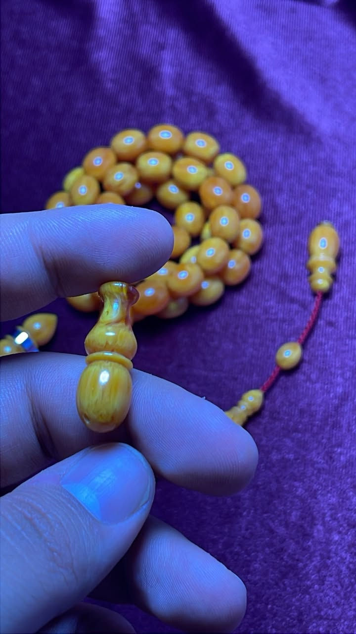 بكج  من خام السندلس ✨

🔸 سبحة + قلم + مشرب جكاير + شاهد احتياط
🔸 عدد حبات المسباح: 45 حبة
🔸 الوزن: 60 غرام
🔸 صب وجراخة جديدة
🔸 نظام تمليكة 

للحجز والاستفسار تواصل خاص أو واتساب
📲 ***********
