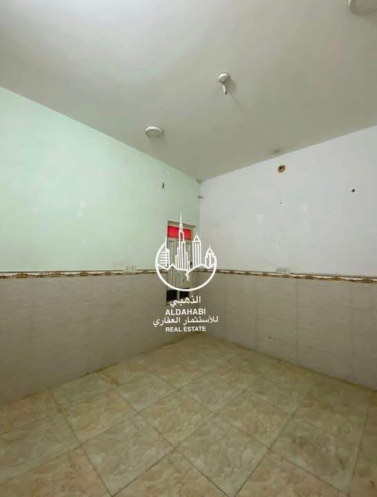 للايجــــــــــــار ✅
.
شقه للايجار في الاربع شوارع بناء حديث 
.

مواصفات الشقه  / 
.
غرفتين منام ، صاله  ، مطبخ ، صحيات 

.
سعر الايجار 500 الف 
.
✅ الذهبي للاستثمار العقاري ✅

#مجــــــاز_قانــــــــونيــاً
—————————————
#ملاحظه لعملائنا الكرام يتوفر لدينا عروض عقاريه بيوت للبيع والايجار في كافة مناطق محافظة البصره كذلك يتوفر لدينا بنايات تجاريه للبيع في مناطق ممتازه بوارد شهري ممتاز 
‏‌‎ للمعلومات اكثر التواصل على الارقام الموضحه او زيارة
الموقع 
البصره_ شارع عام حي الزهراء _ قرب مستشفى النفط
.
***********
.
رابط القناة 

https://t.me/ooliiy
.

#عقارات #بيت #دار #للبيع #استثمار #البصرة #العقارات #الجنينه #الطويسه #كورنيش_شط_العرب #ايجار #بيع 
#مركز_البصرة
