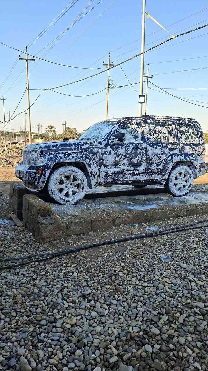 تحيه طيبه للبيع جيب لبرتي ٢٠٠٨السياره جاهزه من كل النواحي كير ومكينه وحداديه تخم تاير تبريد تدفئه شغالات فور ويل اترايك للبصره السعر ٨٠للاستفسار على الرقم ***********مكان السياره واسط النعمانيه
