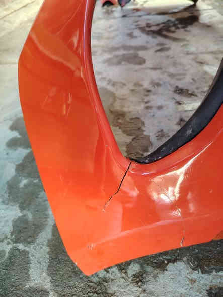 السلام عليكم دعاميه اماميه جيتي ارتي اصليه  بيها بلوجكترات مصبوغه
دعاميه خلفيه اس ارتي مع الدفيوزر
دوس اصليه السعر 300 الف بغداد ***********
