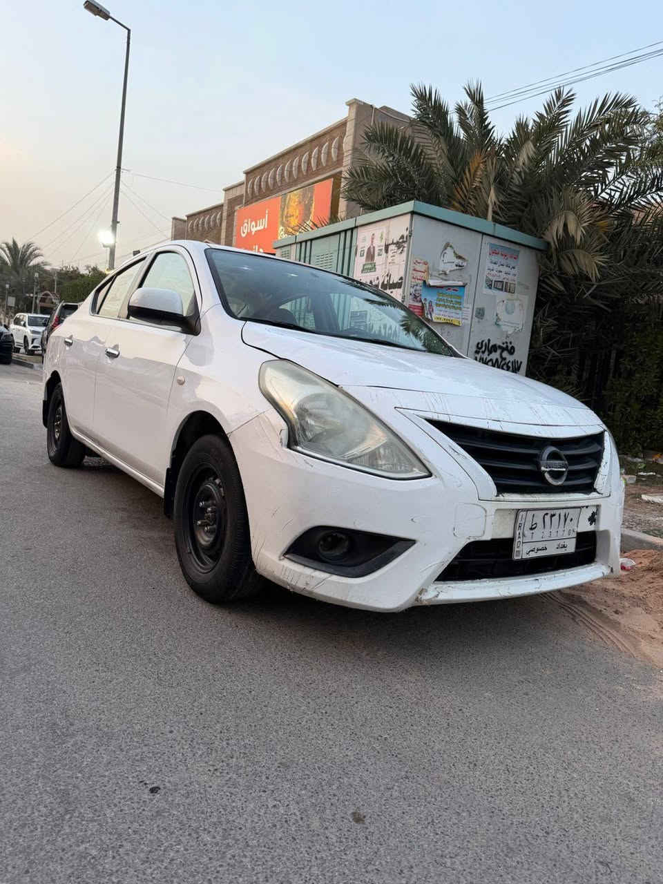 السلام عليكم ورمضان كريم عليكم 
صني هندي موديل ٢٠١٨ السونار مرفق بلصور ماشيه ١٤٦ للإستفسار 
السعر ٩٣ وبيها مجال
مكاني زيونه 
***********
