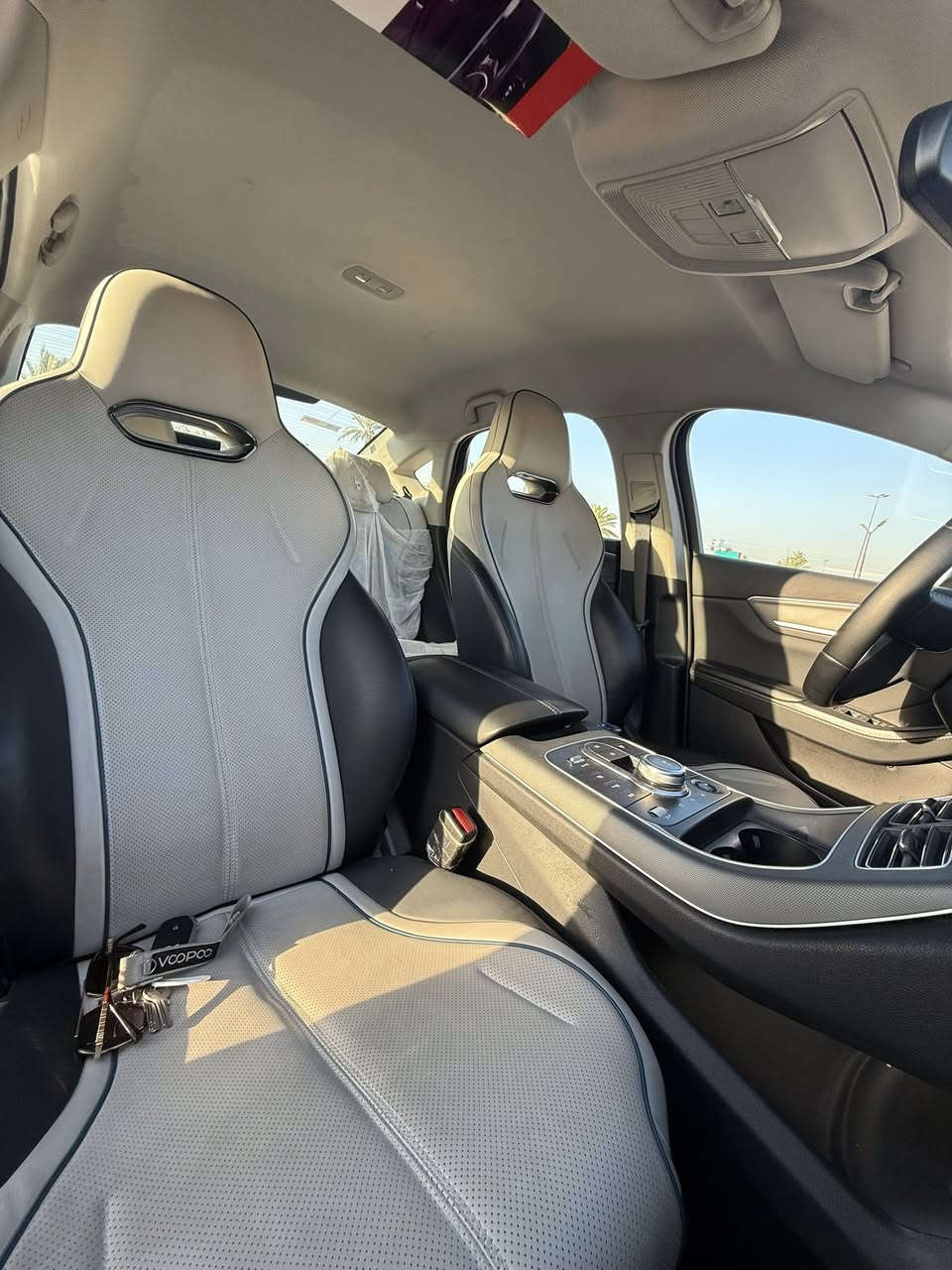 BYD دستروير
السيارة مكفولة من الصبغ والبارد فقط شخوط ورصعات 
ماشية 22الف  
وبيه سونار 
السعر 18,800,000دع
وبيها مجال بسيط 
مكاني زيونة ❤️ ***********
