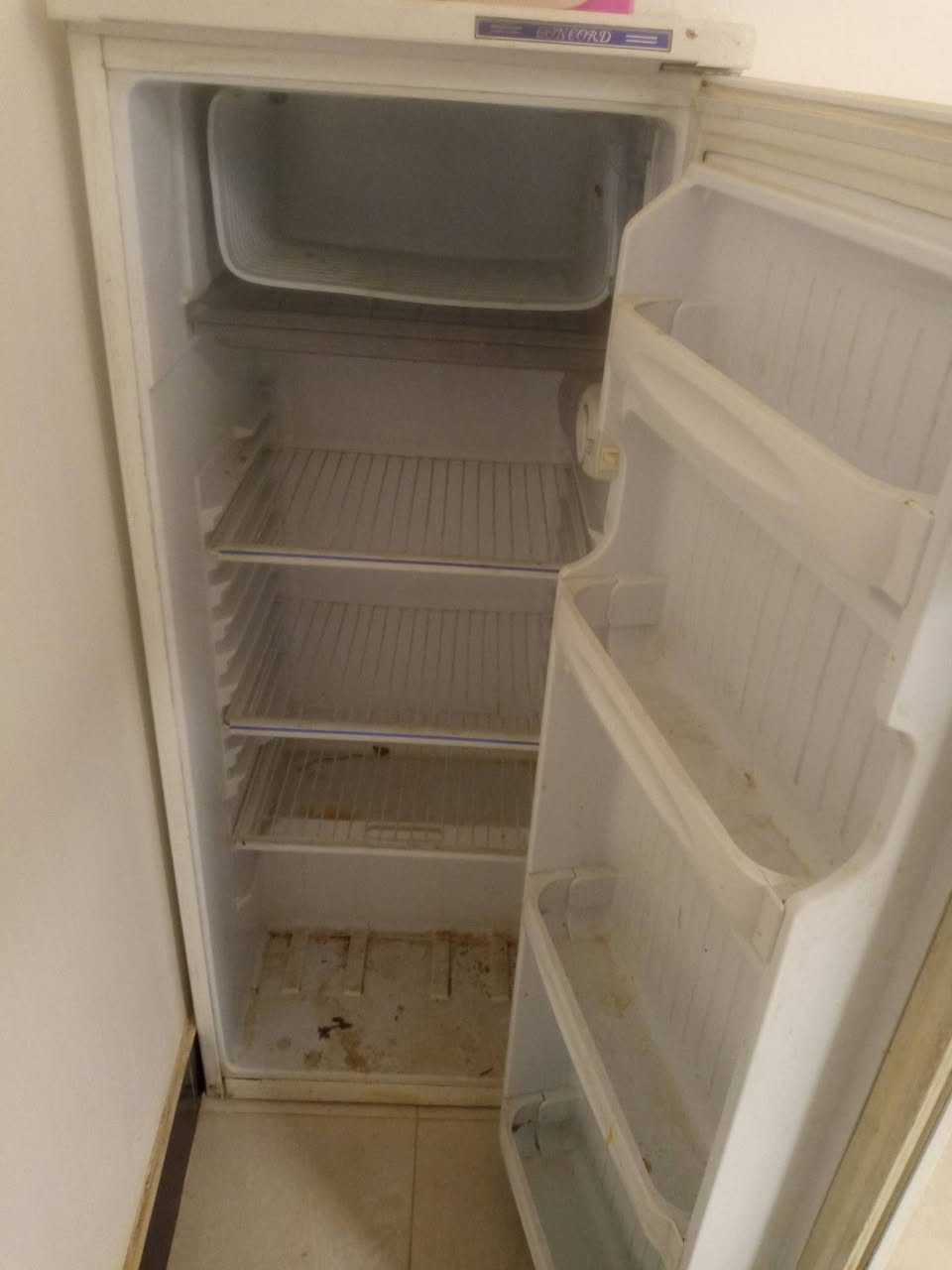 ثلاجه ع فحص مداخله تصليح 
١٠٠الف


**إذا كنت صاحب هذا الإعلان وتريد حذفه لأي سبب، رجاءا أرسل رسالة إلى الدعم الفني**