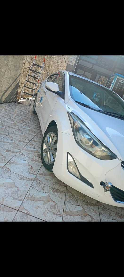 سلام عليكم لنترا موديل 2015خليجي رقم بابل دولي بيه بنيد بدون دواخل مكينه 1800دوش مكينه كير تبريد حداديه كله جديد مكاني بابل لسعر 112وبيه مجال 
***********

