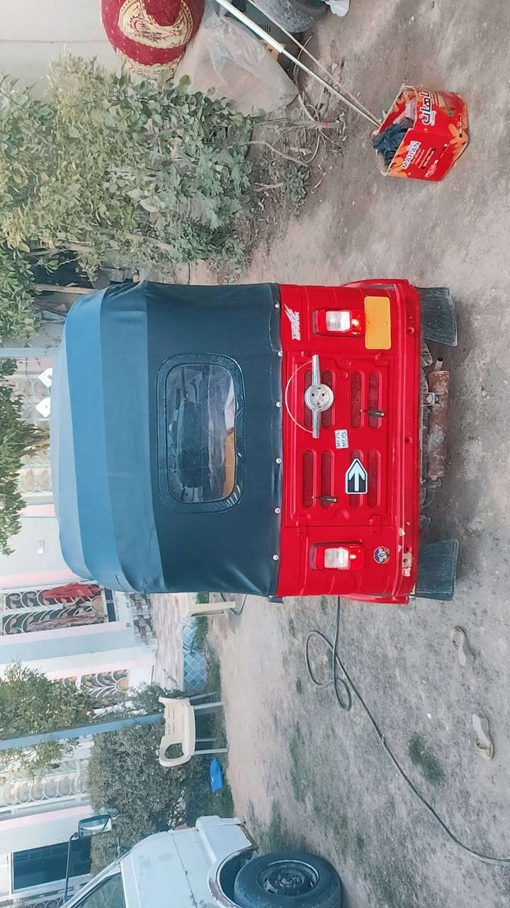 سلام عليكم تكتك للبيع موديل 17طابه بل 18تكتك كبل للشغل مكاني بابل القاسم سعره 4وبيه مجال خاص مامتواجد ***********
