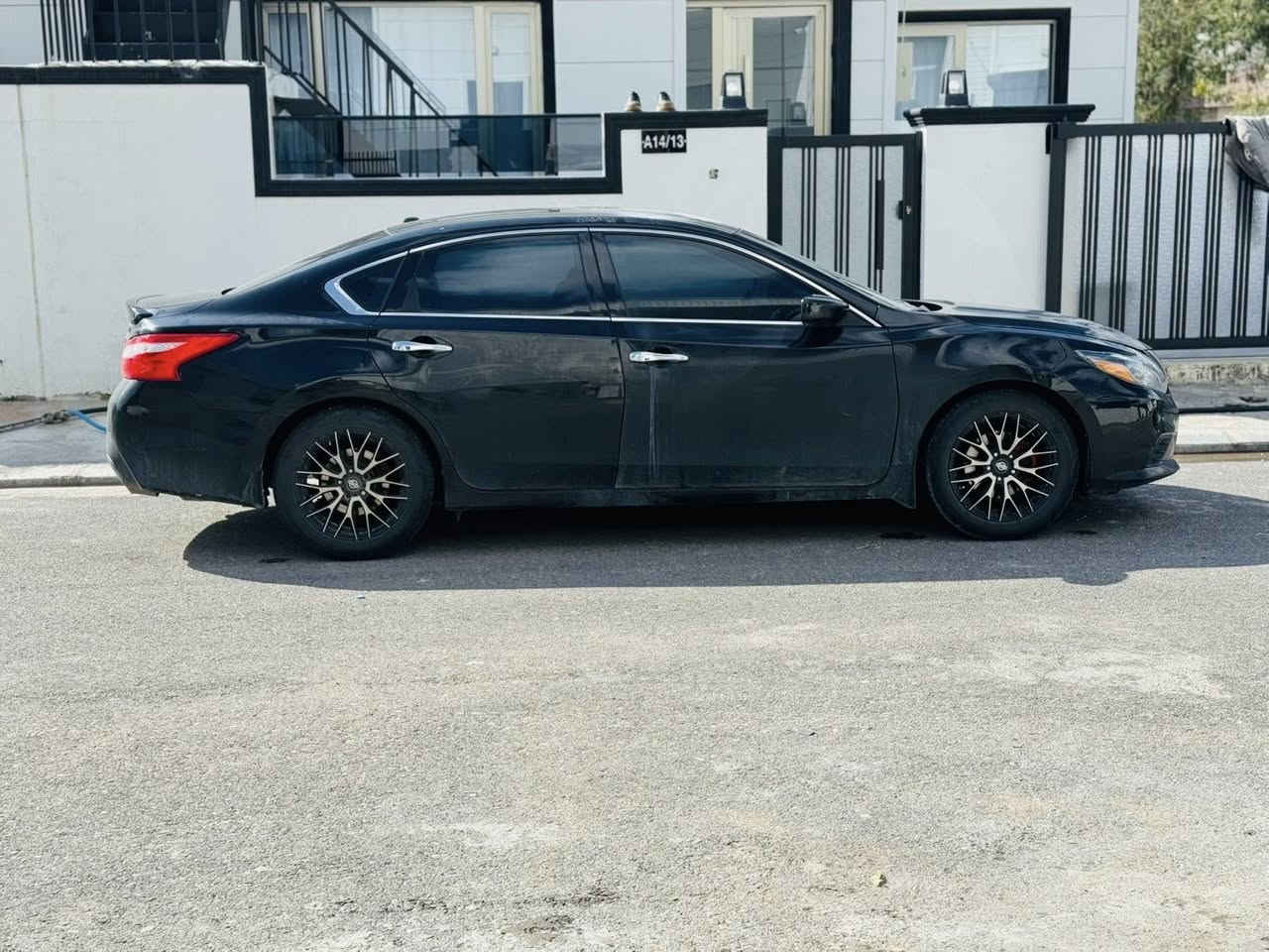 سڵاو لە هاوڕێانی خۆشەویست ئاڵتیما مۆدیلی ۲٠۱۷ s سەیارەکە دوو پارچەی بۆیاخە سەیارەکە زۆر تازەیە سەنەویو هەزەی هەتا ۲٠۳۲ تازەیە تەحویلو خەرامەی بە شەرت سەیارەکە کاڵبونۆی نیە 
ناونیشان:کەلار
کوردی٠۷۷٠۹٦۳۹٥۹٦
عەرەبی٠۷۷۲۱٠٤۲۷۱۲
