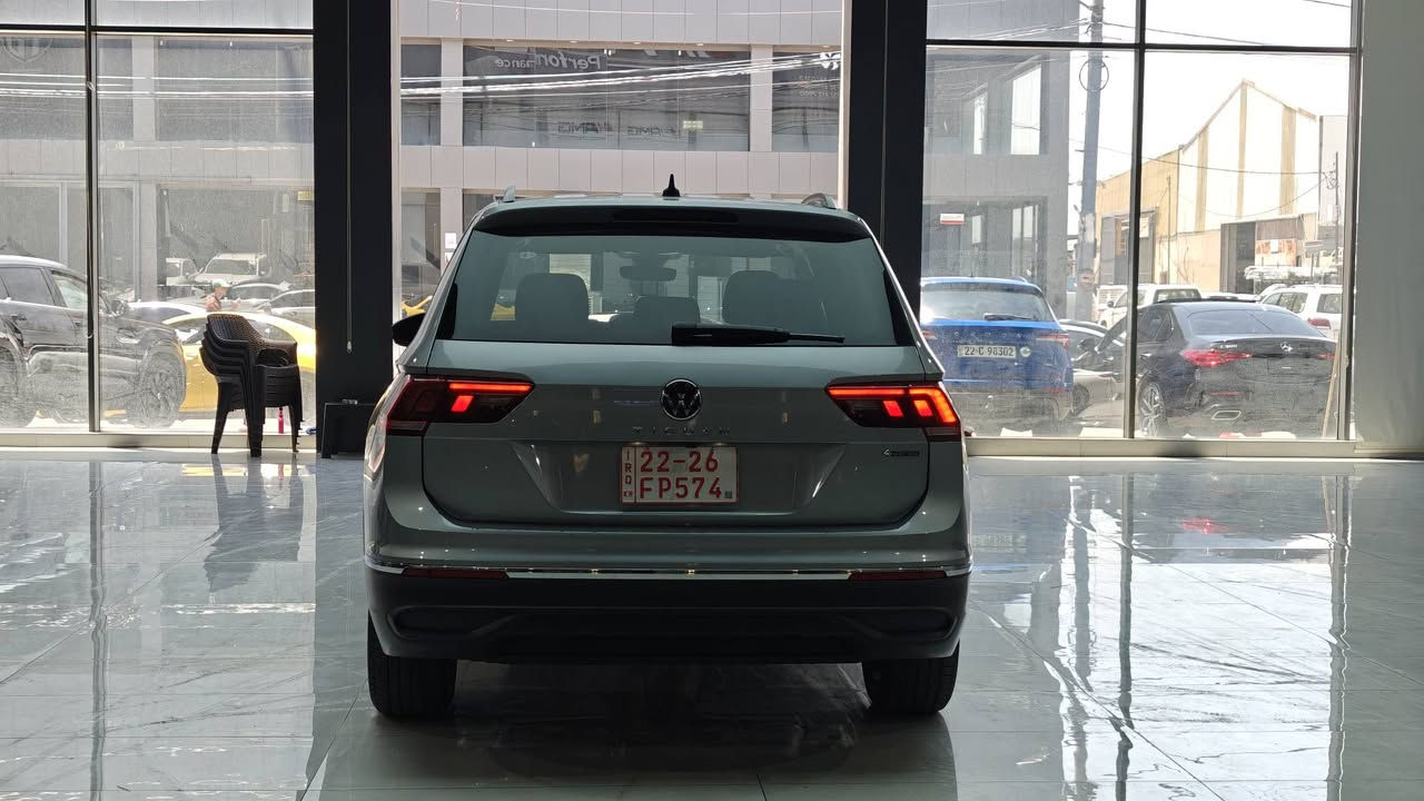 Tiguan SE 4Montion 2024
كلين تايتل كفالة عامه حتى دعاميات بشرط 
بصمه 
شاشه الكترونيه جبيره 
صندوق كهربائي 
دفع رباعي 
رادارات 
محرك 2.0 توربو 
ماشيه 26 الف م 
السعر205 وبي مجال بسيط 
تترقم شمالي فقط 
للاستفسار 
***********
***********
