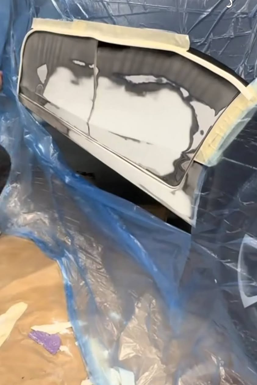 هذا المنتج هو شريط لاصق  يستخدم في طلاء السيارات.
يستخدم لإغلاق فتحات أبواب السيارات،


**إذا كنت صاحب هذا الإعلان وتريد حذفه لأي سبب، رجاءا أرسل رسالة إلى الدعم الفني**