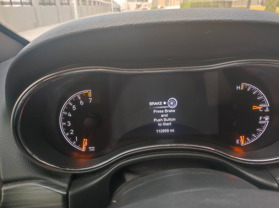 ‎جيب لاريدو 2019 فول مواصفات ليميتد دعامية صبغ وباب السكن بيه بارد قليل
الباقي مكفول 
***********‎ أربيل, العراق
