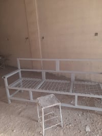 للبيع • كنب