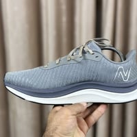 نيو بلنص حديث قياس 43 طول القدم 27ونص  يوجد توصيل بغداد 07736165933