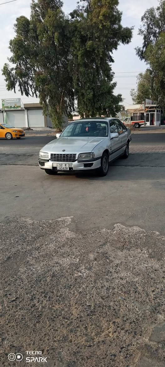 سيناتور موديل 88 مشروع وطني لحد نهايه 29 بسمي كابون بانزين بيها كير ومحرك زين رقم دولي السعر 40وبيها مجال لاتصال *********** مكاني كركوك
