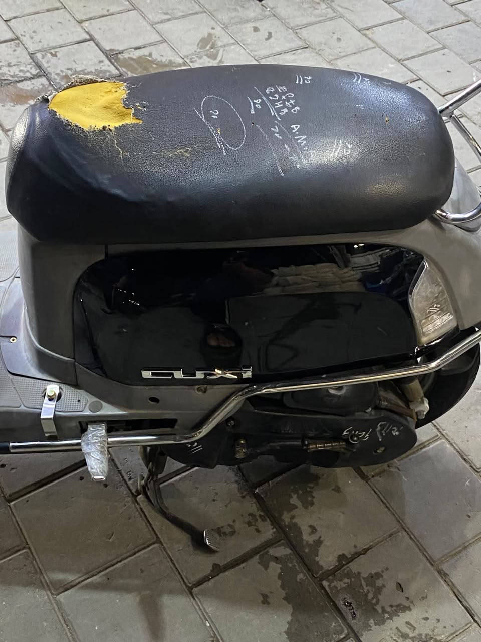 بوليس للبيع كابريتر قبل 3اشهر من نزلته من رمبه كفاله عامه سعر 800بيه مجال رقم *********** بغداد مدينه
