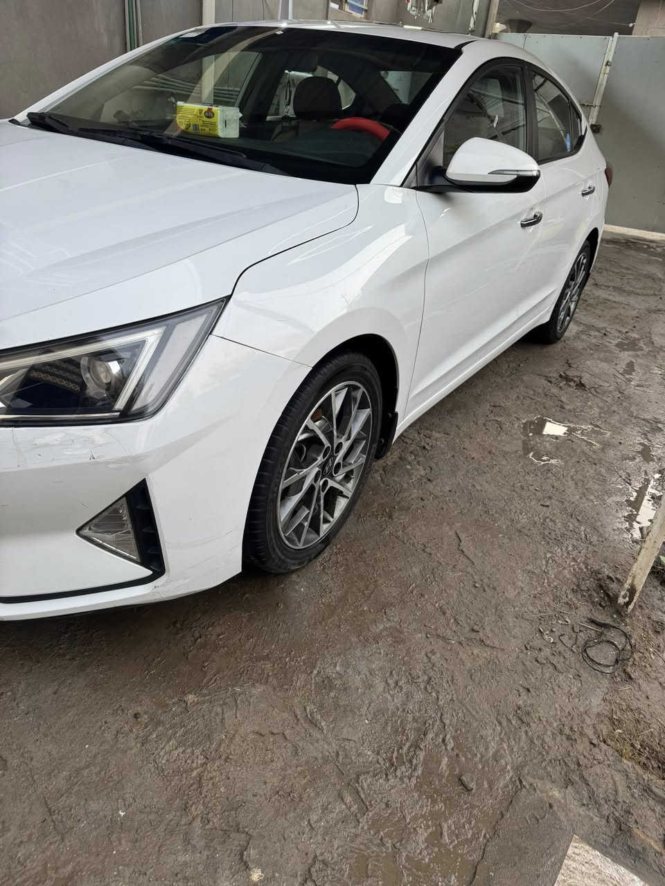 سلام عليكم
للبيع هيونداي النترا 2019 رقم بغداد بسمي تحويل مباشر محرك 2000 خليجي  كير ATM بيه شبرين بالدوسه صبغ فقط وبيه طخه بسيطه جداً بدايه البنيد على كد اربع أصابع  معدله بارد والباقي مكفول كفاله عامه محرك وكير وكشر وتبريد مكانها بغداد المدائن السعر المطلوب 145 وبيه مجال للاستفسار ***********
