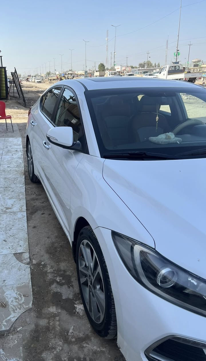 رمضان كريم انشاءلله النترا 19خليجي فول مواصفات السياره نضيفه كلش تغيير ثنين بيبان  نفس الون واكفه وستوته ضربته ***********
