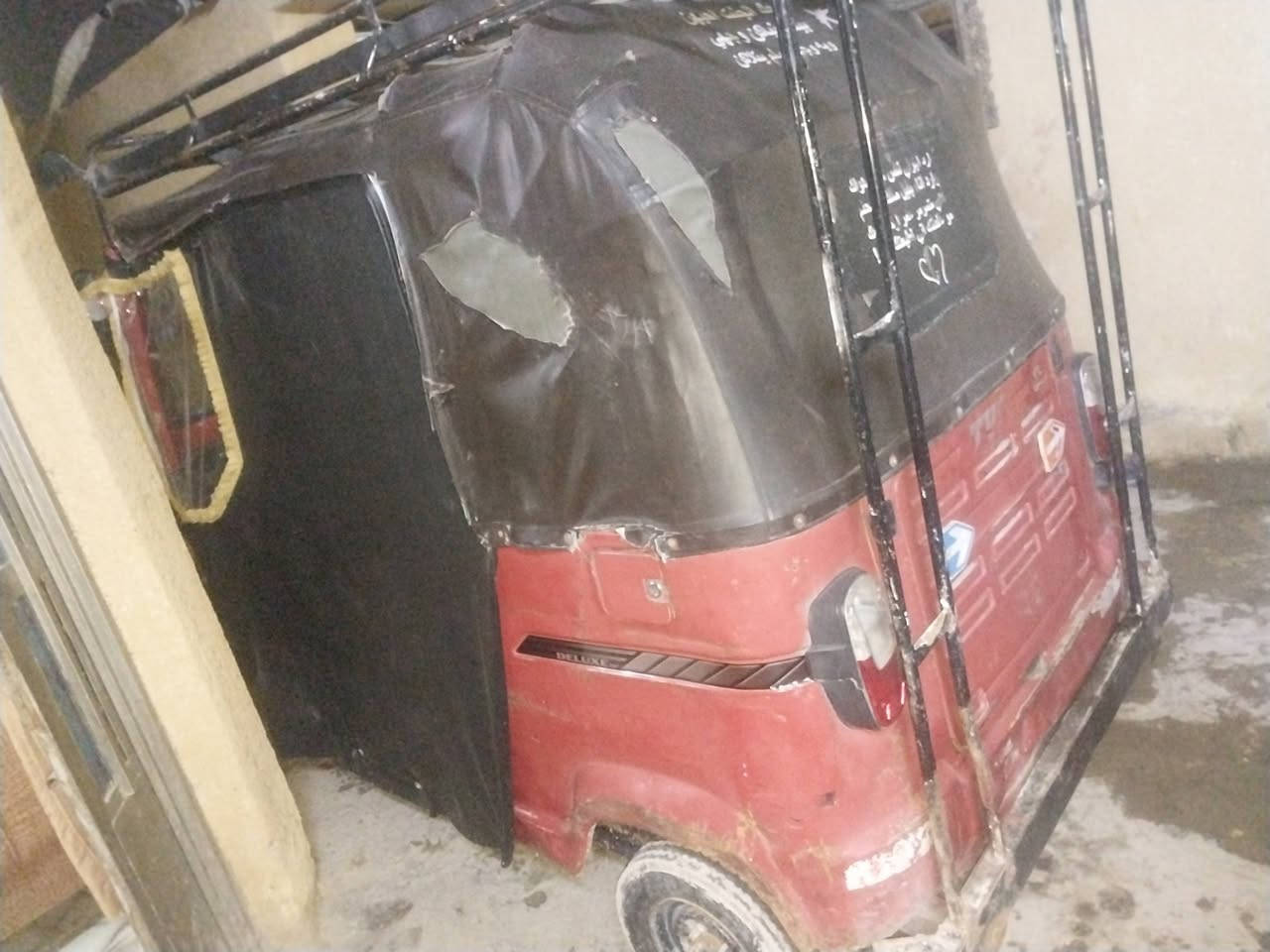 سلام عليكم تكتك ١٧ احله من صور كامله مكينه حلوة اوراق كامله مدينه الصدر سعر ٢١٠٠وبيه مجال اتصل وتدلل ***********
