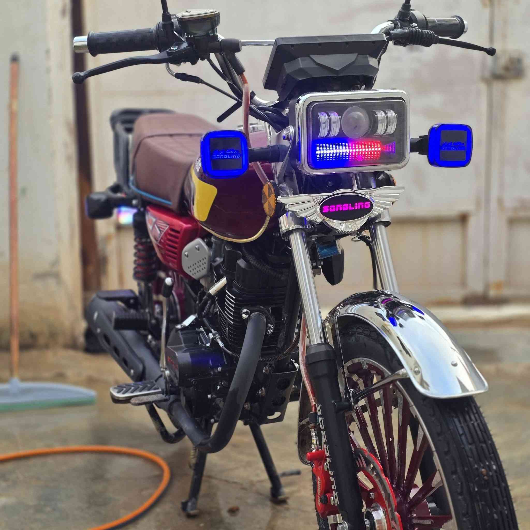 السلام عليكم دراجه 2026ضاغطه وزنجيل سعرها ٨٢٥ وبيها مجال


**إذا كنت صاحب هذا الإعلان وتريد حذفه لأي سبب، رجاءا أرسل رسالة إلى الدعم الفني**