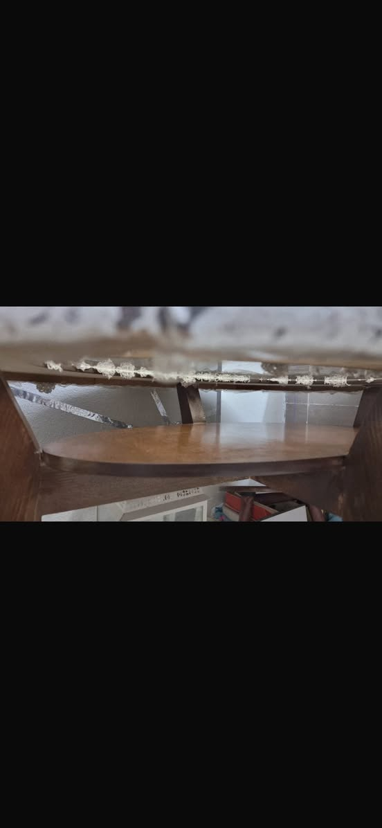 ميز فقط كدامكم النظافه مغلفته حتى ما يشخط 
لشراي يراسل نجف


**إذا كنت صاحب هذا الإعلان وتريد حذفه لأي سبب، رجاءا أرسل رسالة إلى الدعم الفني**