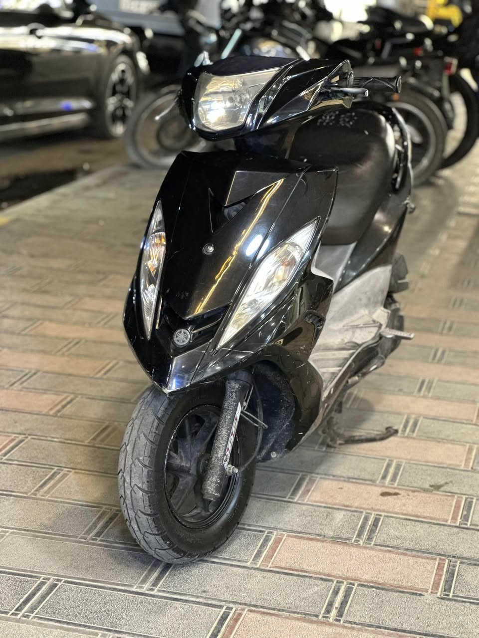 سلام عليكم دراجه جيتي ار مابيها نقص مكينه وكفرات بلاديات ومكفولات مابيها نقص مكاني بغداد العطيفيه السعر 900 وبيها مجال 
الاستفسار ***********
