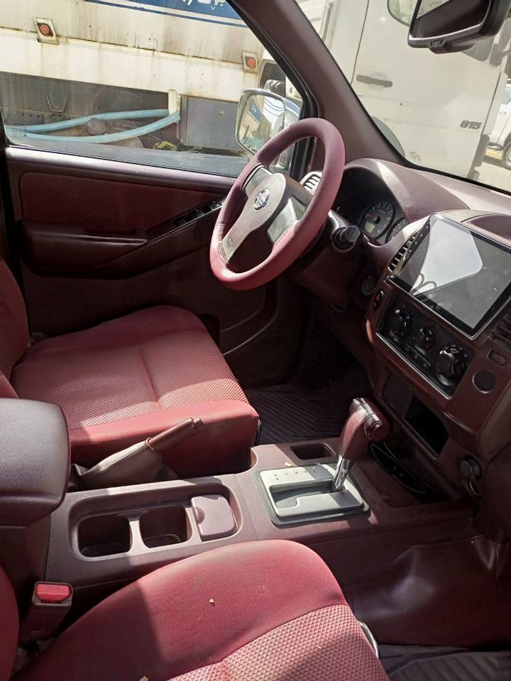 نیسان ناڤارا ٢٠١٦ ئۆتۆماتیک پارچە ڕەشی قەڵادزێ لەسەر ساغی بێ دەعم  مەکینەی نەکراوەتەوە کۆمپرێسەری بیلادە کارەبای مەزبوتە شاشەو کامێرەیە سەنەوی و ڕەقەمی تازەیە تا مانگی ٨ ی ٢٠٢٨ نرخی ١١٣ گەڵا شوێن سلێمانی
*********** السليمانية, العراق
