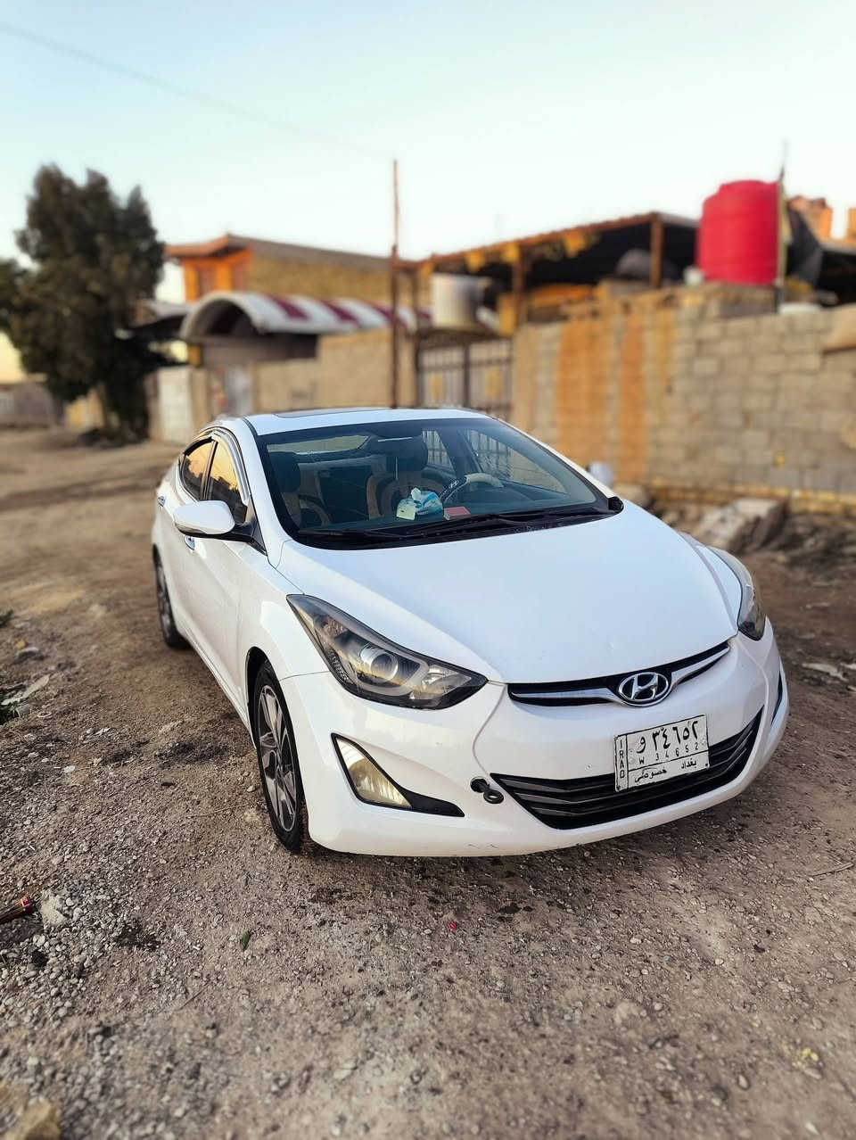 2016فول موصفات استيراد خاص بصمه فتحه ماشيه 190سياره رقم بغداد
مكينه 1800✈️.
صدر✅
تايرات✅
تبريد✅
تتفئه✅
سياره جديده مكان بابل طهمازيه. 
***********ابو علي
السعر130وبيه مجال مجال.
