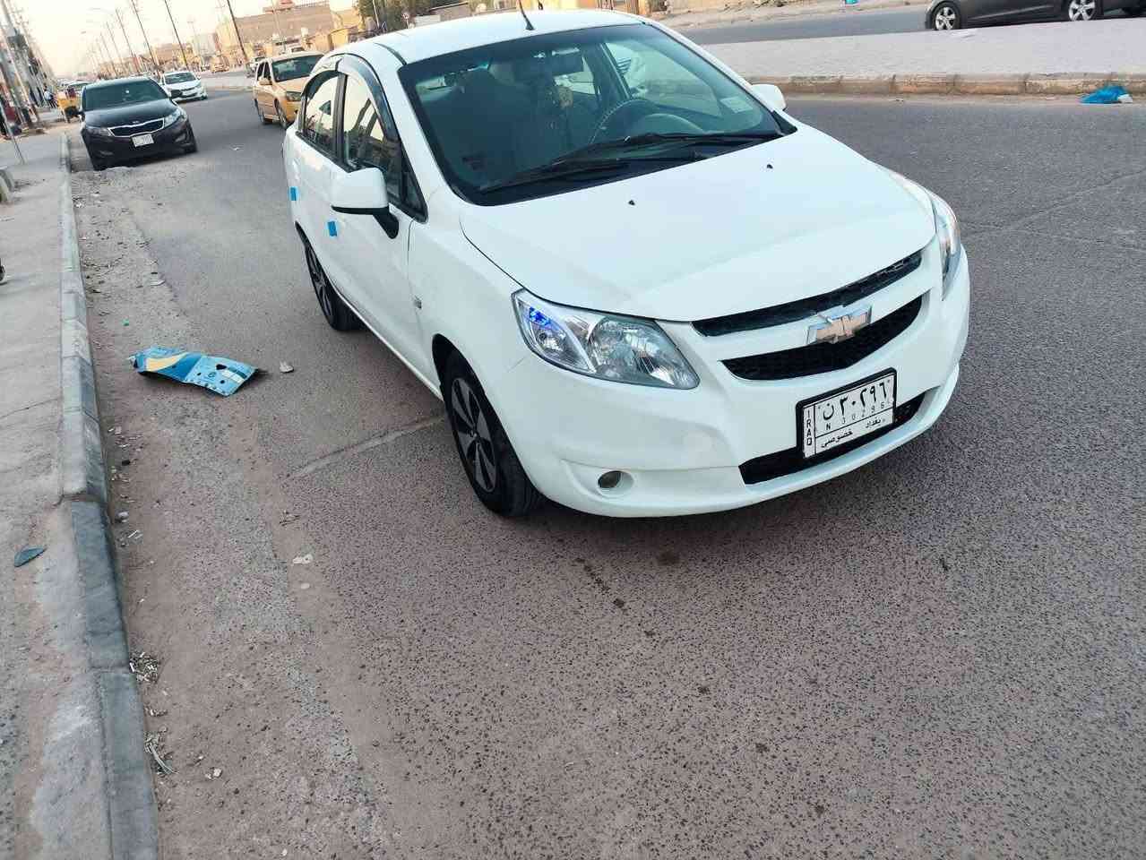 السلام عليكم ورحمه الله وبركاتة شوفر سايل للبيع رقمة بغداد مكينة وكير بيكاتشو كورلة توة شادهن بدي وتاير شرط مكاني ناصرية سيارة ربع ماذب علية سعر 53 رقم الهاتف ***********
