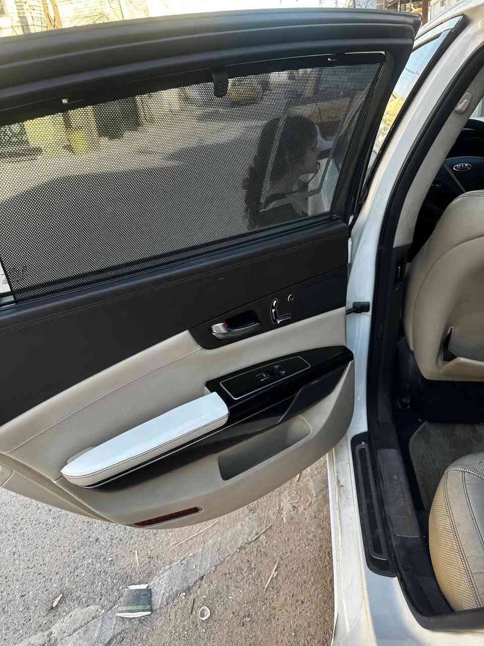 لبيع فه اولئ فول مواصفات 
3 قطع بيه صبغ 
***********
