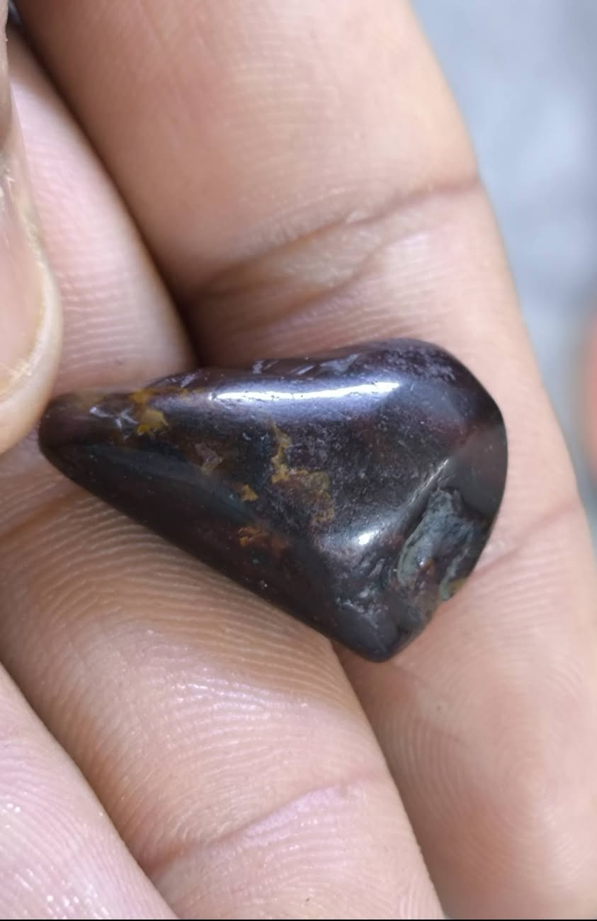 خامه دلوه قديمه مامشكوله من العقيق اليماني الاحمر الدموي قريب للشفه 

قطعه قديمه غير مزوره 

السعر ١٥٠ الف 
يوجد توصيل


**إذا كنت صاحب هذا الإعلان وتريد حذفه لأي سبب، رجاءا أرسل رسالة إلى الدعم الفني**