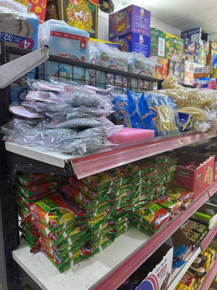 من رخصت الادمن المحترم
سفينه حلويات وعارضه كيك للبيع الطول ٣امتار ونص 
الارتفاع ٢ متر استعمال بسيط كالجديده كامل ملحقاتها للبيع السعر والتفاصيل الاتصال على الرقم التالي 
0776 346 5988
