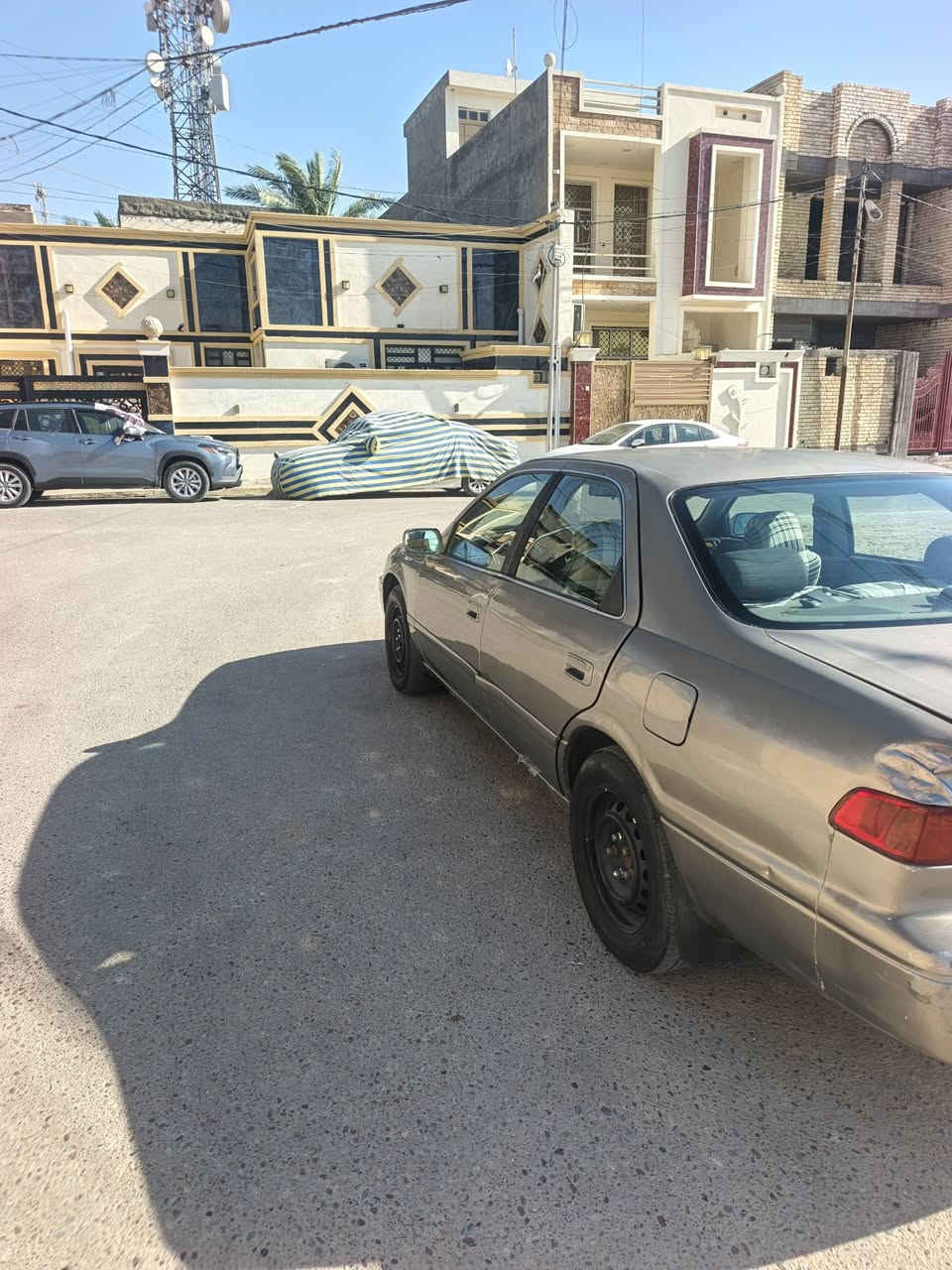 سلام وعليكم كامري ٢٠٠١ صبغ عام الجماليه فقط وارد امريكي بدون ضرر محرك جديده جديد مال مال كصه كير جديد تبريد ثلج مكان السياره الفلوجه 
‏‪***********‬‏
