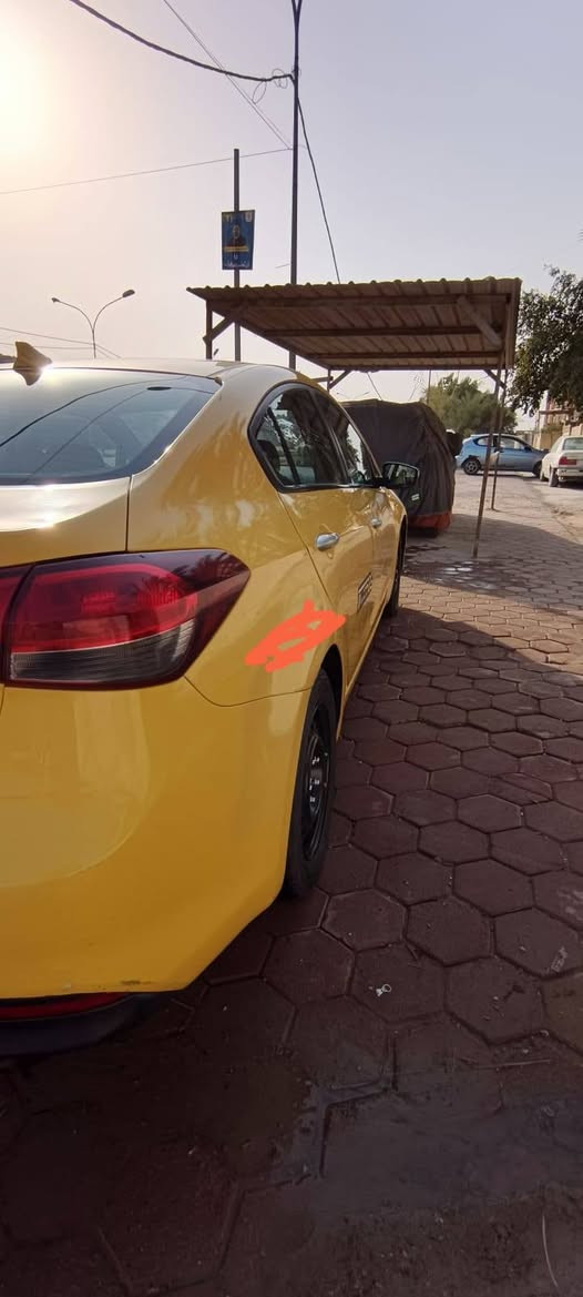 السلام عليكم
كيه فورتي وارد أمريكي موديل 17 كير عادي 6 نمر محرك 2000 ماشيه 103
 تبديل جاملغين اوبنيد الباقي ليبل واحد
 صدر امامي خلفي جديد تخم تاير جديد
السعر 95 

*********** بي واتساب

 مكان السياره بغداد المحمودية
