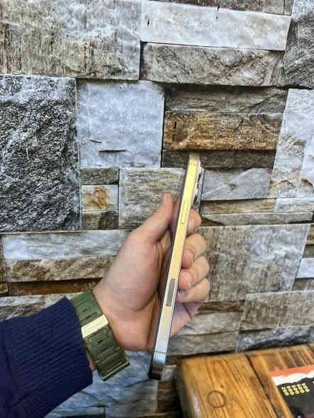 سلام عليكم
16 pro max 

256

دبل سيم

ZA/A

بطارية 93

غراض كاملة

السعر 1350(مليون وثلاثمية وخمسين)

 وبيه مجال

***********

المكان الموصل
