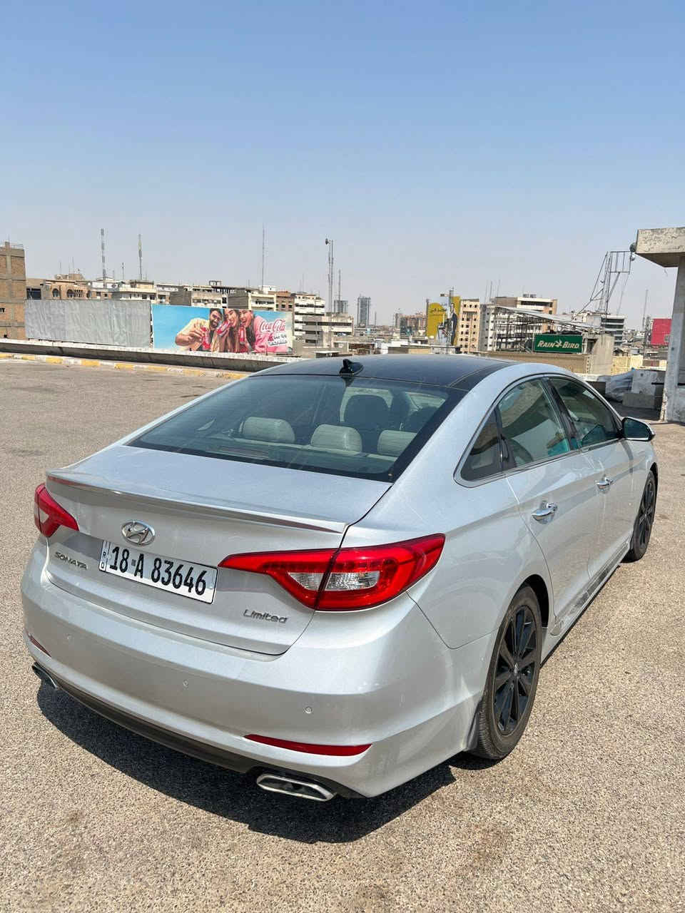 سوناتا 2016 فول لميتد VIP
اعلى فئه بالسوناتا رقم بابل بأسمي 
الموصفات 
بصمه 
بنراما 
كشنات جلد 
كشنات تدفئة تبريد 
كشنات اثنينهن كربائيات
ستيرن تدفئه
خزن ميموري 
تحديد مسار 
مانع انصدام 
مري قلاب عند الرجوع
مثبت سرعه 
3 وضعيات قياده 
رادارات جانبية 
رادار امامي 
رادار خلفي 
بردات خلفيه 
حساسات خلفيه 
كاميرا دواره 
صندوق ذكي يفتح عند الاقتراب 
لد امامي 
حاجب امامي مال خليجي تفصيخ اصلي كرستال 
لد خلفي 
دوسه نيكل 
دبل كزوز 
محرك 2.4 بانزين عادي بدون دوانز
تبريد ثلج 
سايد بريك بصمه 
اوتو هولد 
شاشه كار بلي 
حاكيه 
تبريد بيانو 
تبريد ذكي عند المخابره ينصه التبريد 
السياره كلين حادثها فقط الجامه الخلفيه  مكسوره وبالعراق بارد صغير بقبق الصندوق وشخط  صغير بالهلال
مكان السياره نجف
سعر السياره 150 وبيهه مجال
***********
