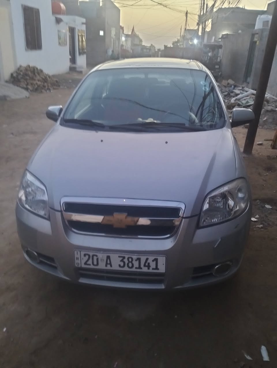 سياره افيو موديل 2011 خصوصي
محرك 1600مسكر الكير اوتماتيك
الحداديه 80/%
السياره مكفوله من الضربة والحادث عده البارد
بيها صبغ بلعتب واالباب السايق 
السياره حلوه خير من الله 
سعرها 63وبيها مجال لطيبين
مكاني النجف الاشرف قرب شارع المدينه 
وهذا رقمي غير متواجد ع الفيس
***********
ملاحضه السياره نمرتها ديالئ مشروع وطني
