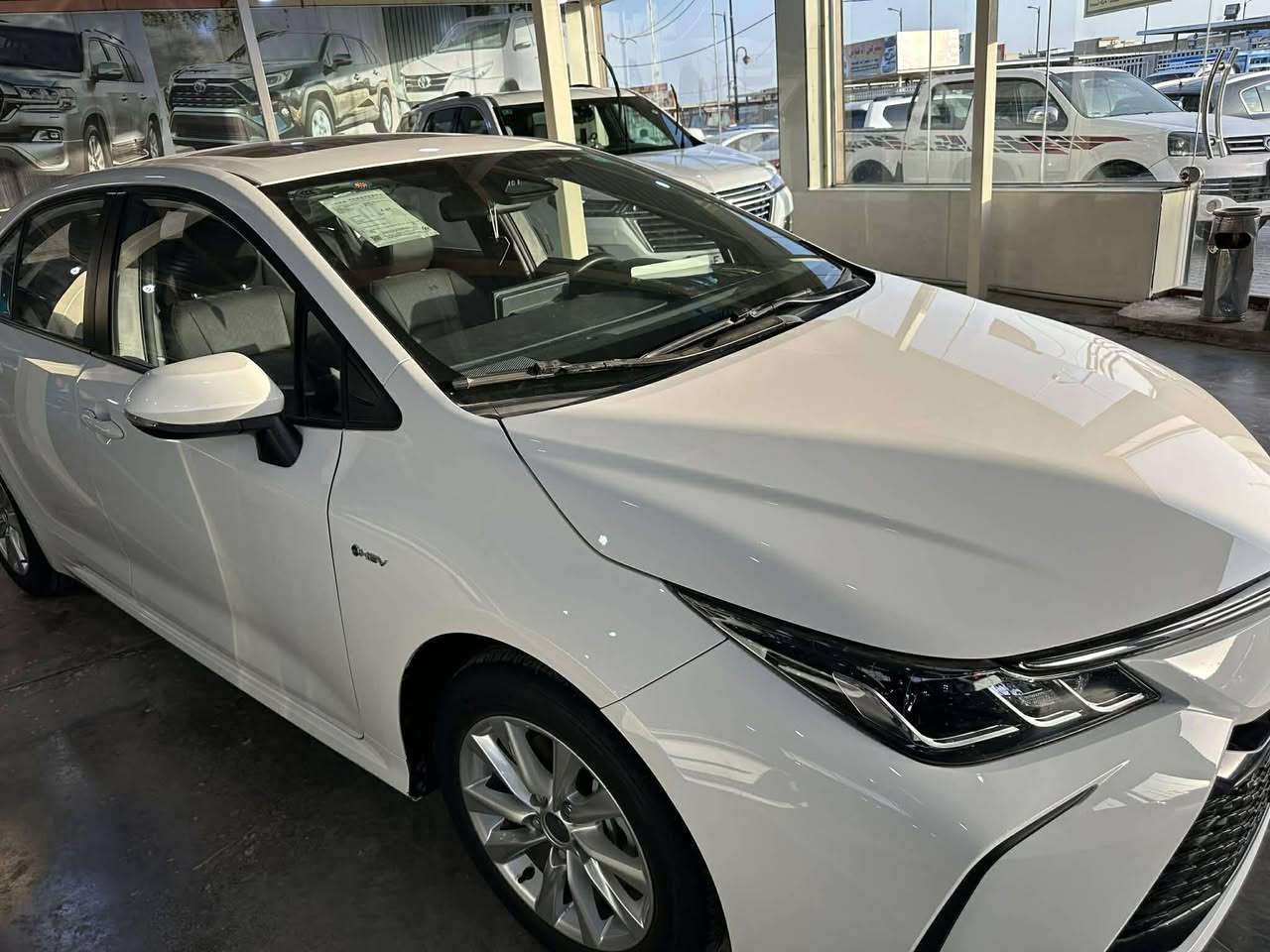 تويوتا كورلا 2025 هايبرد ماشية 3000 يعني زيرو رقم بغداد   تحويل مباشر
السيارة فول مواصفات 1/1 كرسي كهرباء
و داخل لون احمر و اسود جلد فتحة مكفولة كفالة 
 بصمة و سلايد و كرسي كهرباء و رادار امامي
وتثبيت مسار و دشبول 
ديجتال و شاشة كبيرة و اوتو هولد السعر ١٦٣ للاستفسار اكثر *********** العنوان واسط الكوت مركز المدينة
