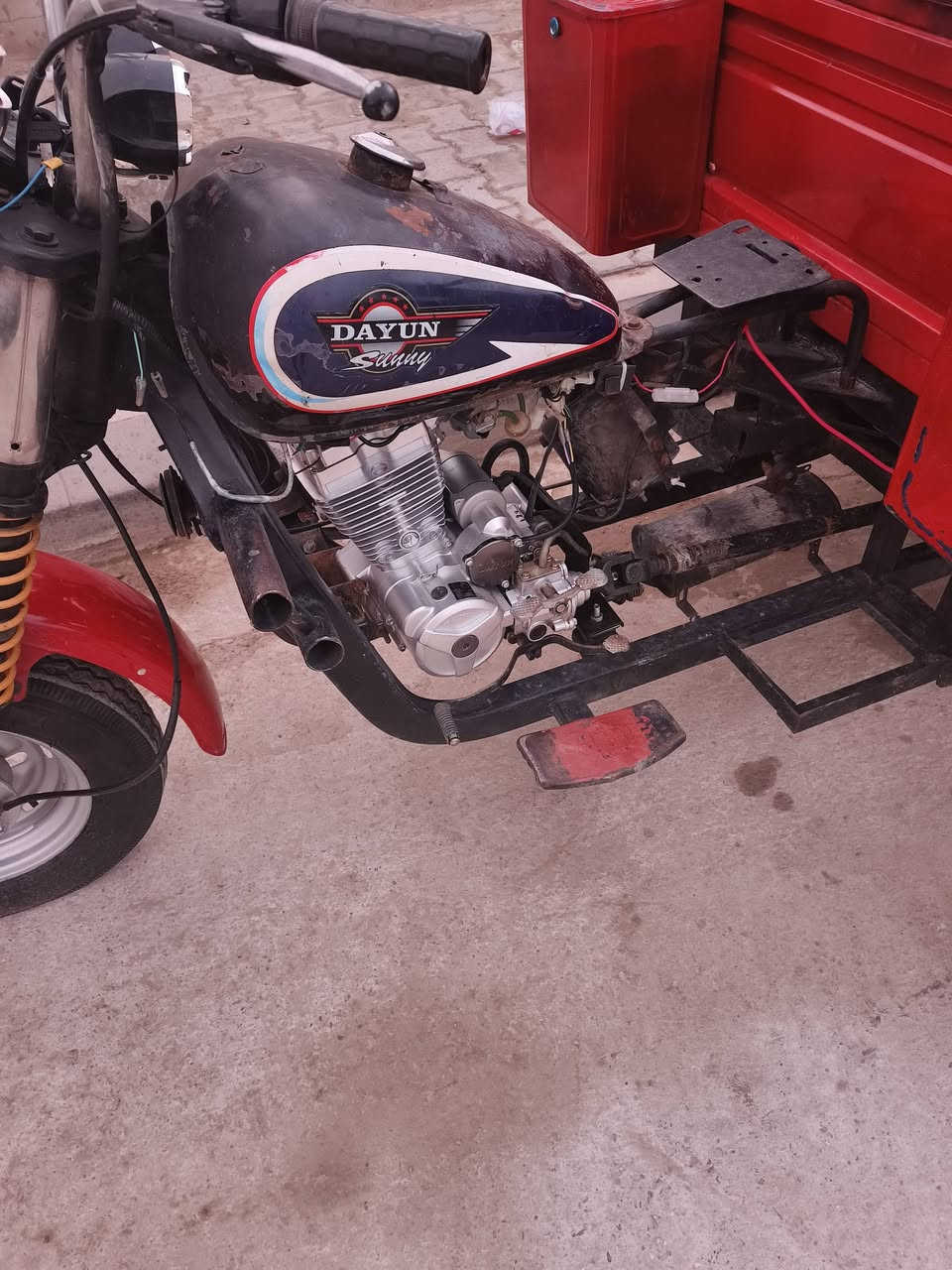 السلام عليكم ستوته موديل 2012رقم ابيض مكينه وكسن جدد ***********
