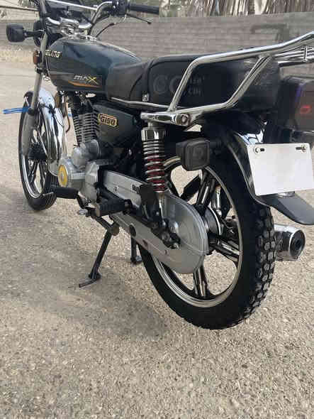 سلام عليكم سيفان لبيع مديل ٢٤ دراجة مكفول من كلشي سعر ٦٢٥ ابي مجال. لطيبين أريده يصل علئ رقم ***********
