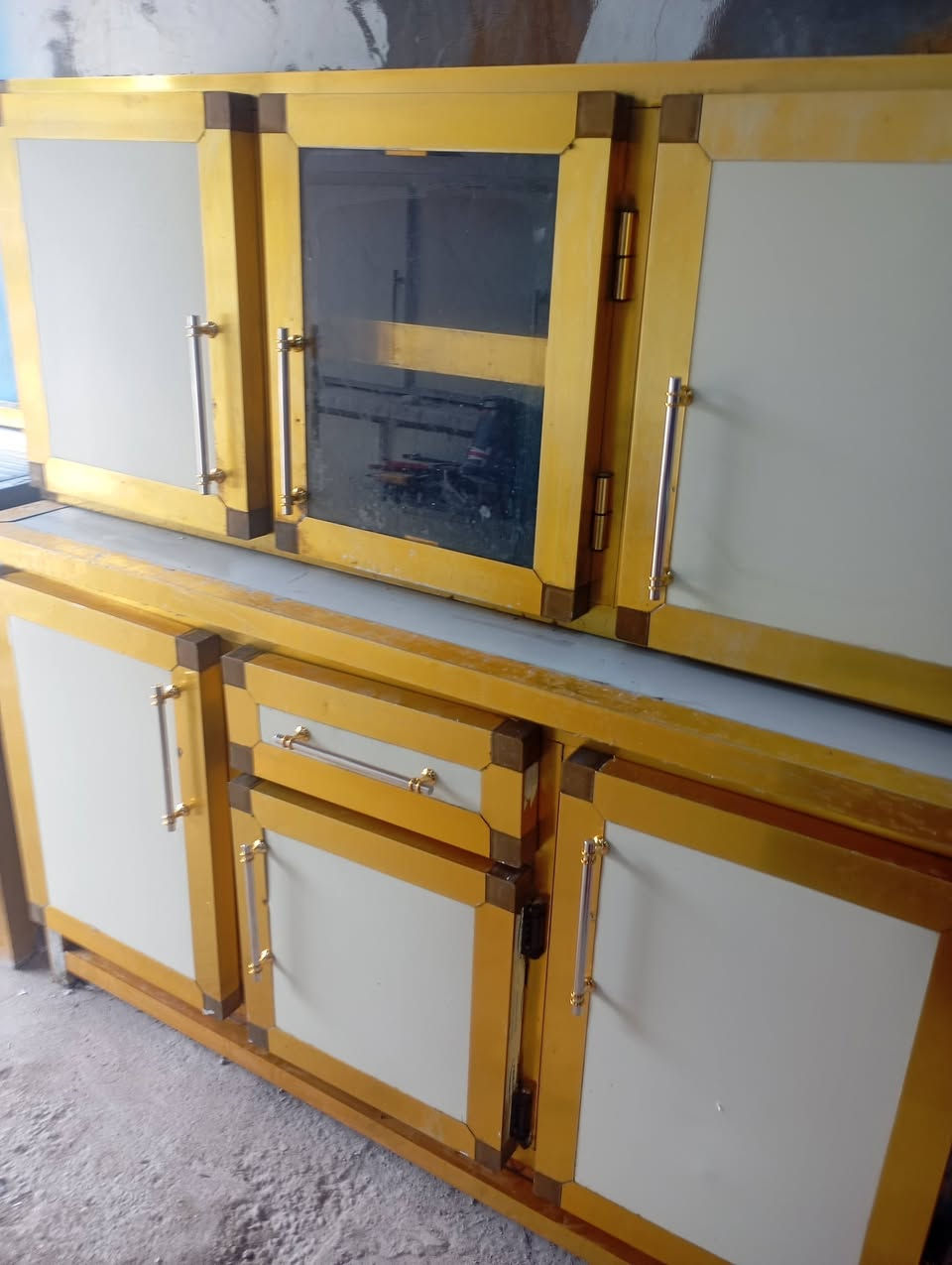 كاونتر 3قطع للبيع
نجف واتساب ***********
