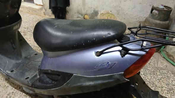 السلام عليكم
دراجه تسع زروف مجفته بس مره وحده ومبدل بيها بس صالنصه دراجه ناعمه وما بيها صوت كفرات بلادي الملاحه مالها بلادي ونضيف نكره سلف السعر 400الف وبيها مجال ان شاء الله للشراي 
موجود واتساب وشريحة ***********
