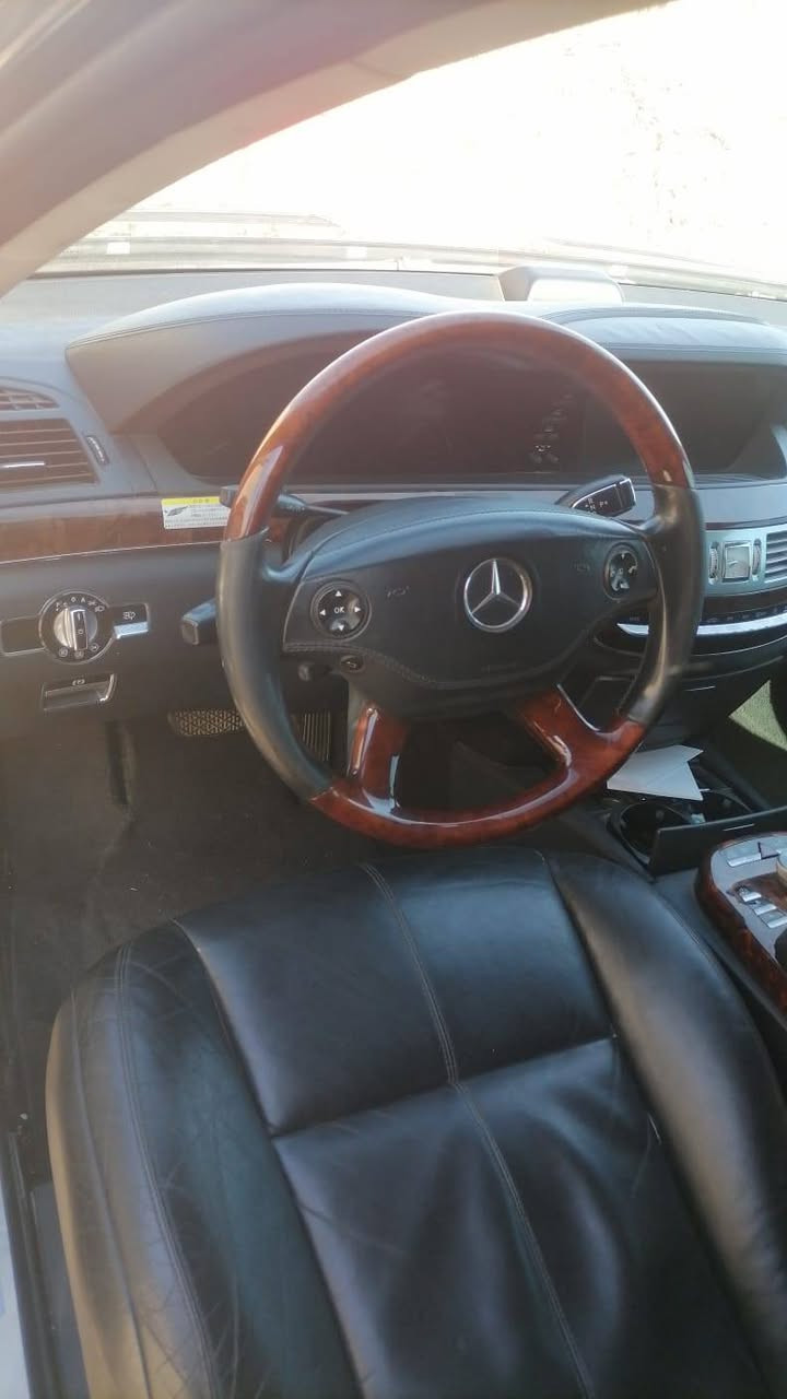 جوه السوك والله مرسيدس غواصه 2002 //s500 ماناقصه كلشي حداديه جديده تخم ويل 160بلادي تخم تاير فتح نايلون
 فريز جديد مامشحون غاز بس مضغوط هوه راديتر جديد محرك جديد والثاني موجود دبلات لوي سياره ناعمه كلش ماناقصها برغي تدفئه تبريد بالكشنات السياره وكاله وسنويه قرار 48 واذا تفتح الكمرك تحولها باسمك مباشر الله شاهد متعوب عليها كلش هواي بيها شغلات بدلتها تجي وتشوف بعينك غير هذا الحجي تحكني السياره من تعبت عليها ردتها الي بس صار عندي ضرف الله يجافيكم الشر وبالعافيهوع الياخذها مكاني بابل حلة, بابل


**إذا كنت صاحب هذا الإعلان وتريد حذفه لأي سبب، رجاءا أرسل رسالة إلى الدعم الفني**