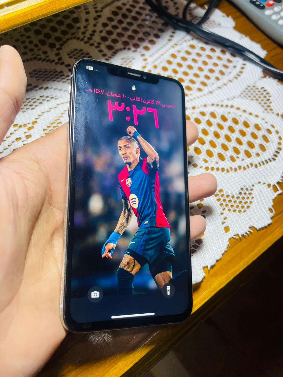 السلام عليكم
اكس ماكس للبيع 
ذاكرة 256 
بطارية 77 
مبدل شاشة نوعية ممتازة 
الجهاز نضيف ومرتب 
بغداد الكماليه 
السعر 160
***********
