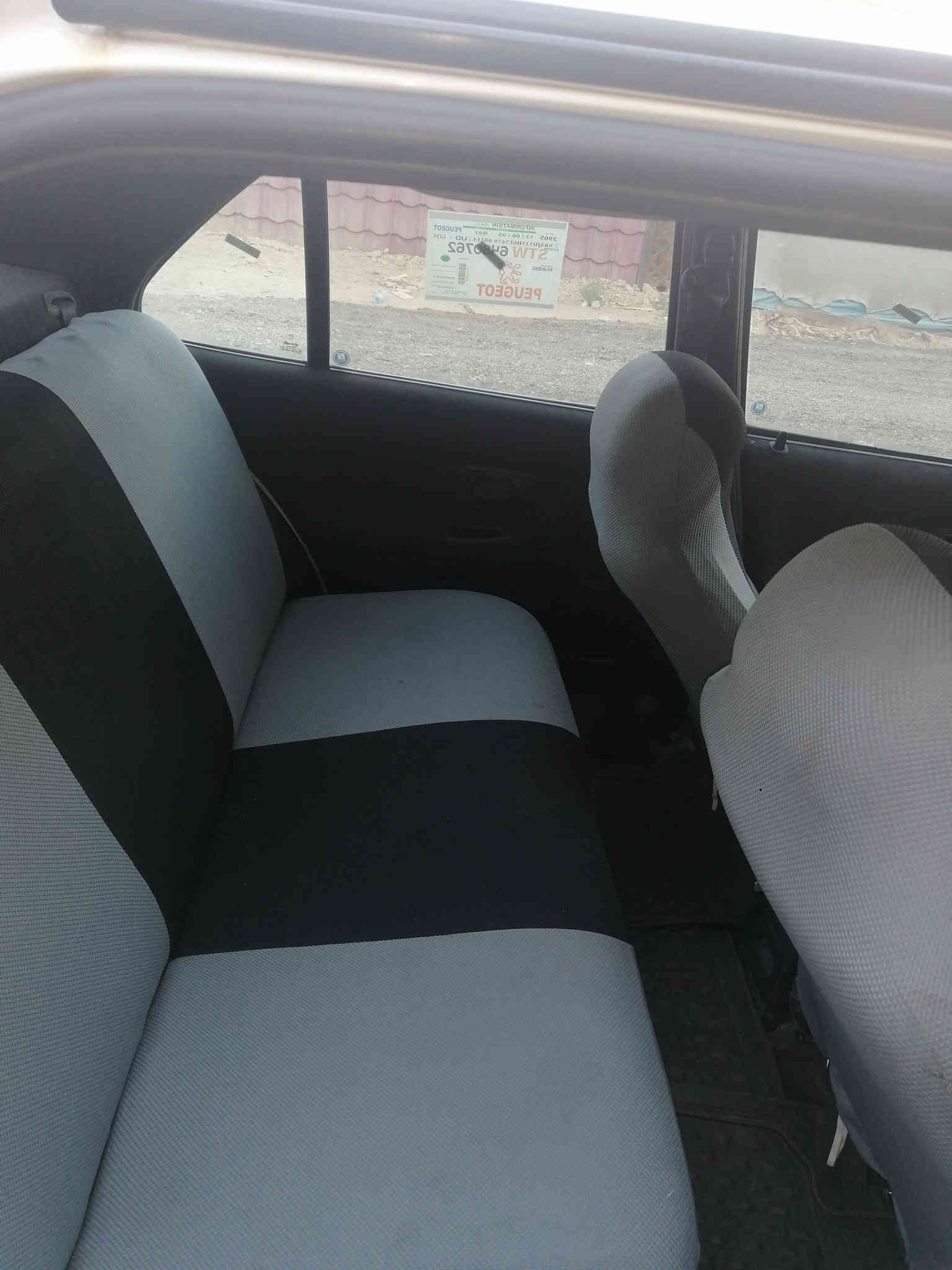 السلام عليكم للبيع بيجو ٣٠٦ موديل ٢٠٠٢ ابلاد بدون جطل كهربائيات كله شغاله حته الجداحه مسجل شاشه ٤سماعات شغاله غرفته نظيفه اناره داخليه شوفت عينك  وحله من الصور مكينه كير تايرات خير من الله بيه فقط طخه جوه قبق البانزين السياره احله من الصور تجي وشوف السعر ٥٨بيه مجال رقم الهاتف ***********  السياره بأسمي  مكاني بغداد الدوره
