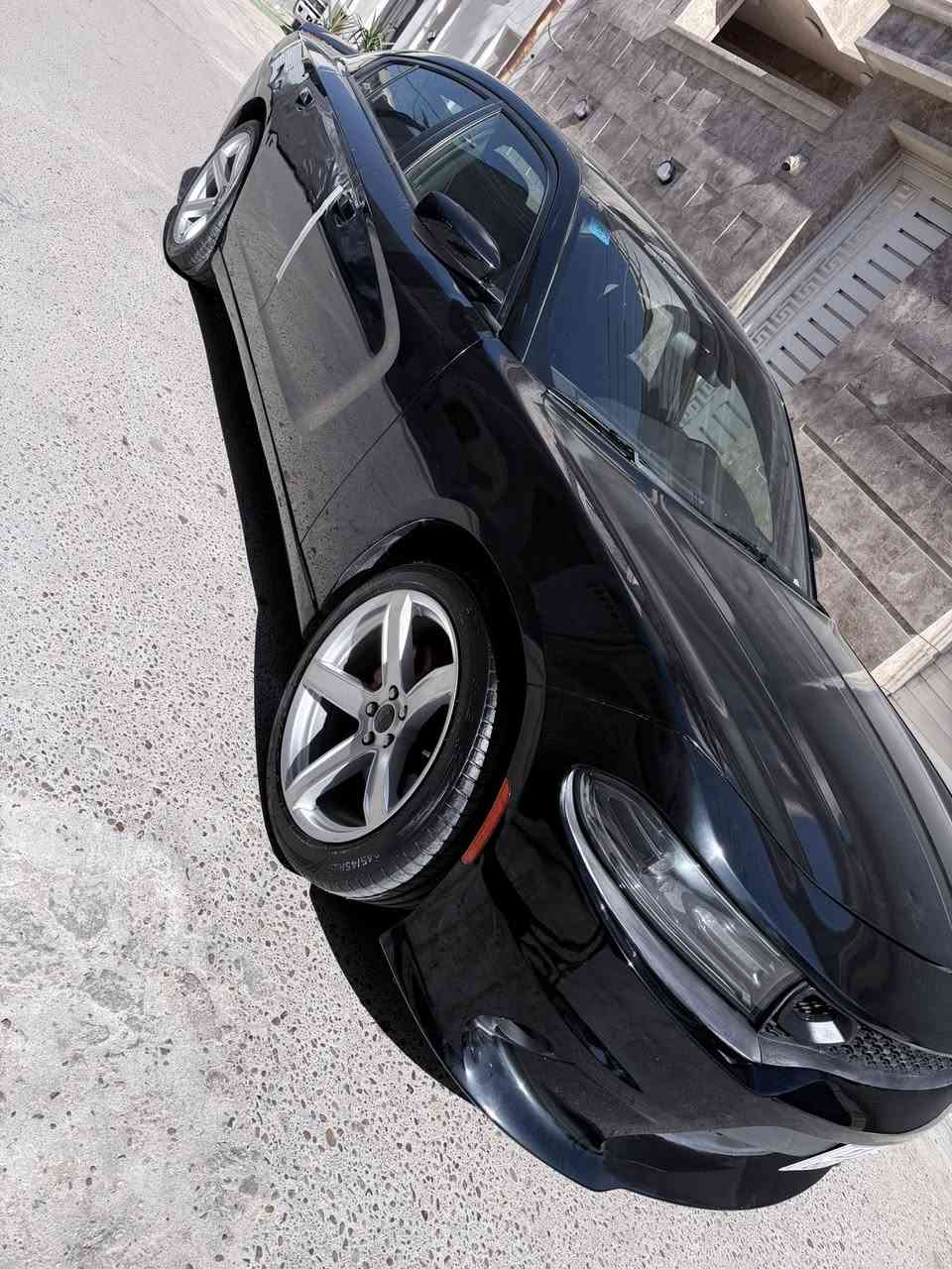 جارجر 2019 Sxtوارد امريكي حادثه جاملغ وبنيد بنيد بلادي ماشيه 70 حقيقي السياره جاهزه من كلشي وباسمي العنوان بغداد الكريعات :السعر 195 وبيه مجال 
للاستفسار : ***********
