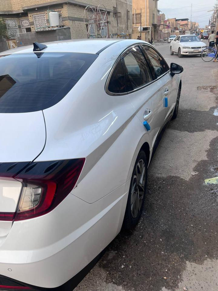 سلام
عليكم 
سوناتا مديل2022
سياره كفاله أصل بانزين السعر175 وتفاصيل التصال على هاذه الرقم***********
