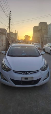 ألنترة أبيض خليجي ٢٠١٥ مكفولة كفالة عامة كير ومحرك وكشر ودواخل السيارة...