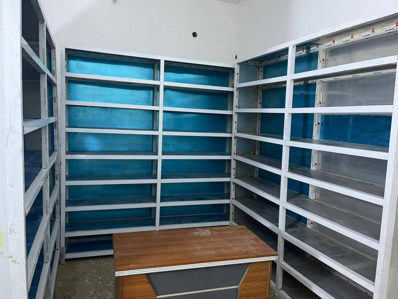 السلام عليكم
لوكرات ألمنيوم للبيع 

وميز 

سعر اللوكر 250 وبي مجال

للاستفسار  ‏‪***********‬‏

العنوان سوق الشيوخ العكيكة
