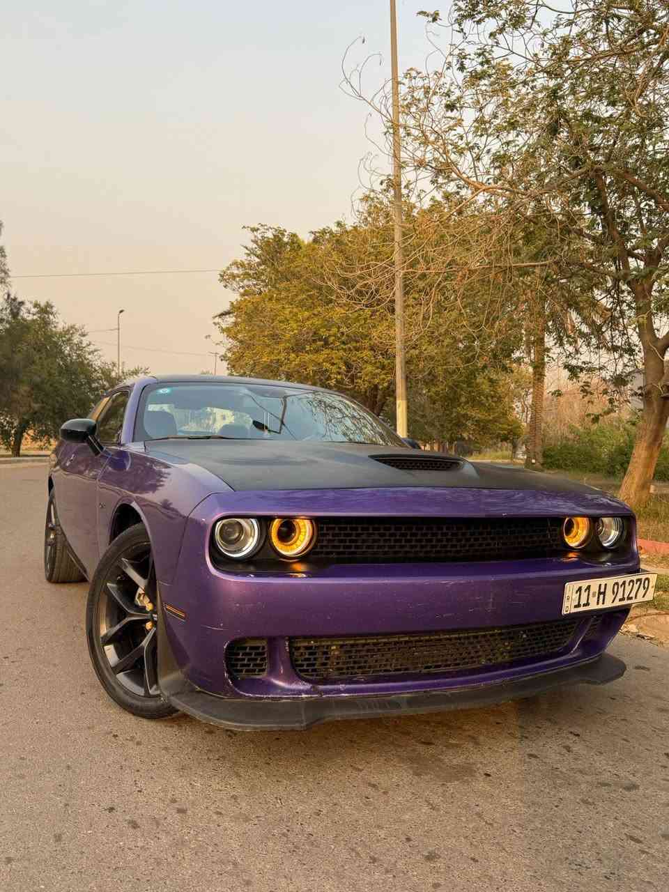 السلام عليكم ورحمة الله وبركاته
جالنجر موديل 2019
مكينه SXT 3.6/V6 
اللون بنفسجي 
صبغ عام تغيير لو الاصل اسود
السعر ١٤٠وبيها مجال بسيط
رقم بغداد الجديد بـ اسمي شخصياً
الممشى ٧٠ ميل
كشنات حضن جلد وكنتاره
شاشه كار بلي
ويل نجمه
تخم تايرات جديد
منظومة زنون قويه
تبديل دهن ادنول جديد
گير مكينه اكسل تبريد كفاله شرط
شرط السياره ربع دينار متصرف عليها 

العنوان بغداد البلديات
الاتصال واتساب او مباشر
***********
***********
