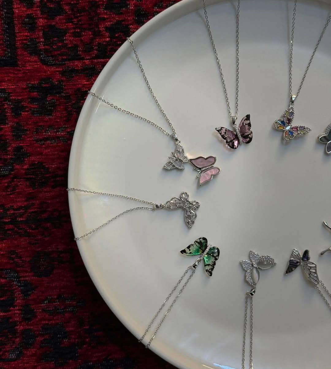 السلام عليكم اكسسوارات تبدي الأسعار من 3الاف لحد 5ونص والتوصيل 3الاف لجميع المحافضات ومتوفر عندي تراكات هم للحجز أو الاستفسار كتبو تم واني اراسلكم أو تراسلوني على الواتساب وكاتبة من طرف الفيس ***********
