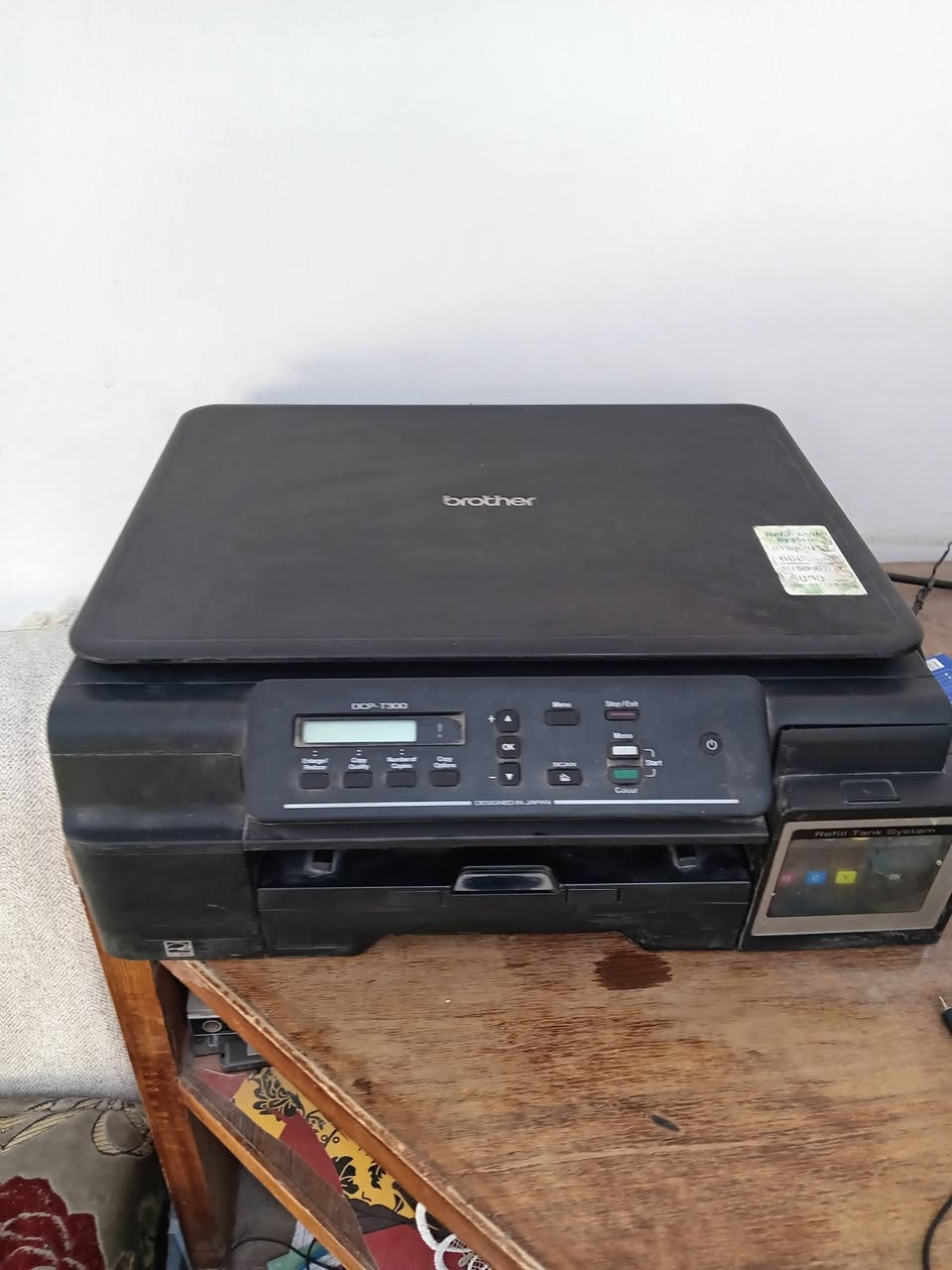 للبيع  طابعة  برذر للبيع السعر ٣٠٠ وبيه مجال للشراي *********** ميسان
